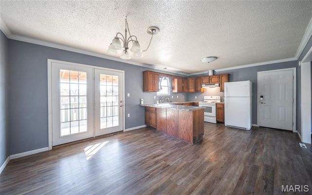 12426 County Road 8050, Rolla, MO 65401