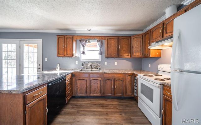 12426 County Road 8050, Rolla, MO 65401