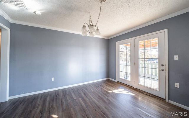 12426 County Road 8050, Rolla, MO 65401