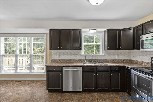 4012 Sunny Creek Dr, Chesterfield, VA 23832