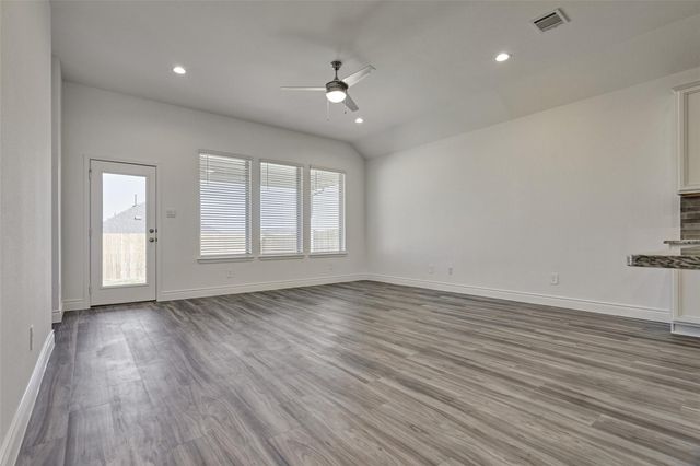 981 Youth Water Road, Montgomery, TX 77316