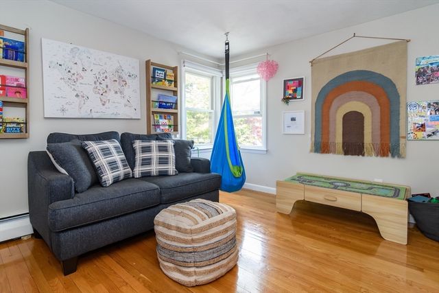 9 Lotus Path, Natick, MA 01760