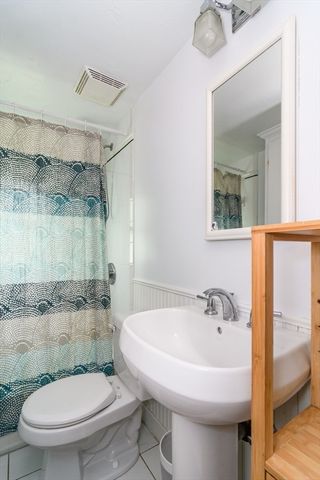 9 Lotus Path, Natick, MA 01760
