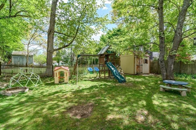9 Lotus Path, Natick, MA 01760
