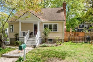 9 Lotus Path, Natick, MA 01760