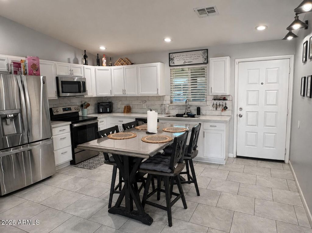6920 W MELVIN Street, Phoenix, AZ 85043 — photo 3