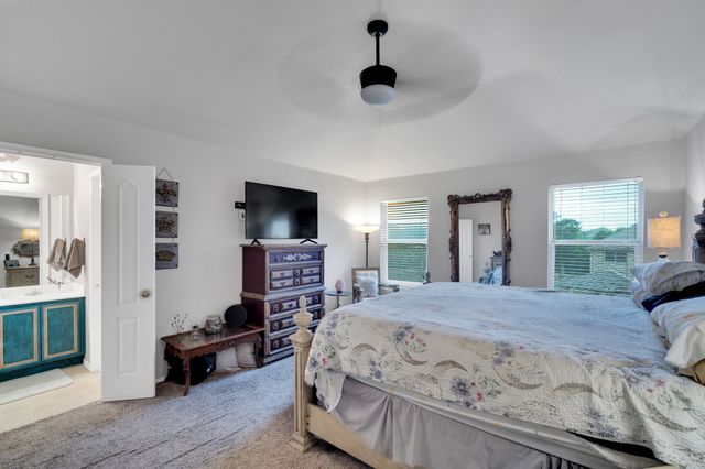 1605 S 3rd Street, Midlothian, TX 76065