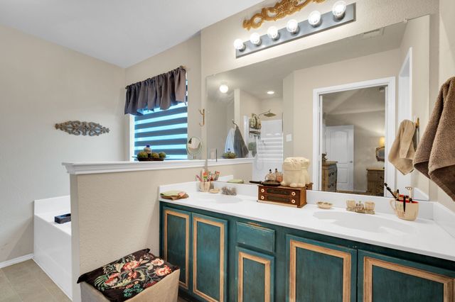 1605 S 3rd Street, Midlothian, TX 76065