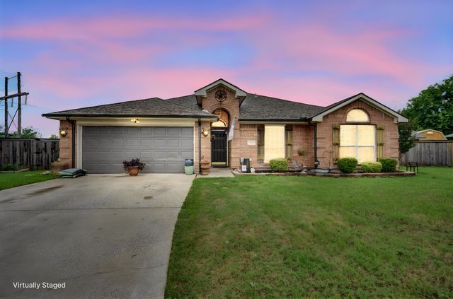 1605 S 3rd Street, Midlothian, TX 76065