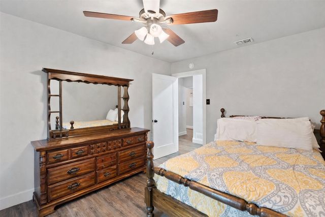 2201 Mountainview Drive, Hurst, TX 76054