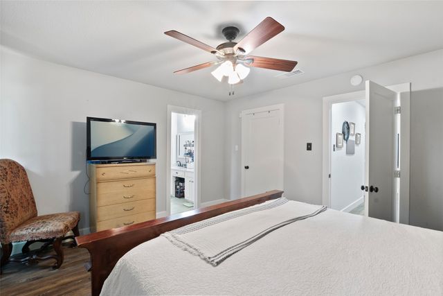 2201 Mountainview Drive, Hurst, TX 76054