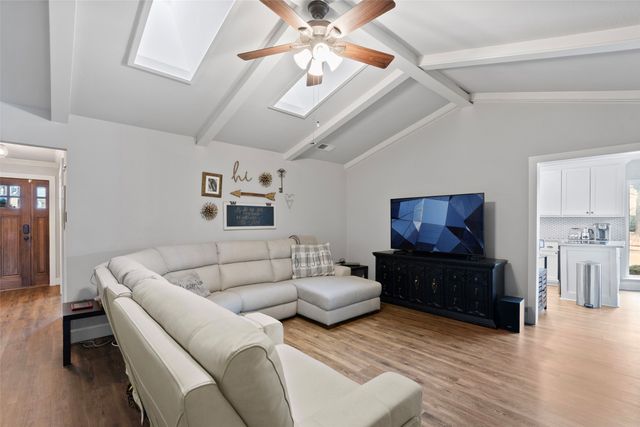 2201 Mountainview Drive, Hurst, TX 76054