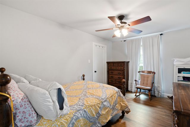 2201 Mountainview Drive, Hurst, TX 76054