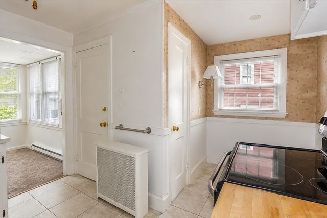 80 Morton St, West Springfield, MA 01089