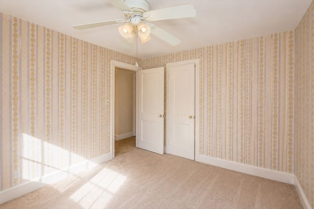 80 Morton St, West Springfield, MA 01089