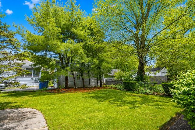 80 Morton St, West Springfield, MA 01089