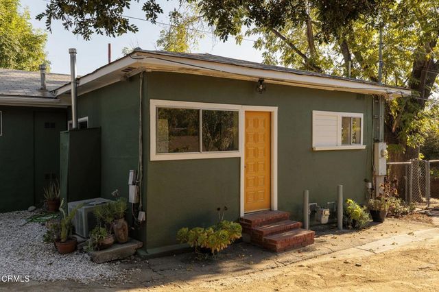 9900 Sunland Boulevard, Los Angeles, CA 91040