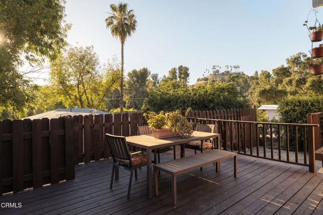 9900 Sunland Boulevard, Los Angeles, CA 91040
