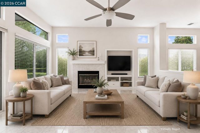 731 Central Park Pl, Brentwood, CA 94513