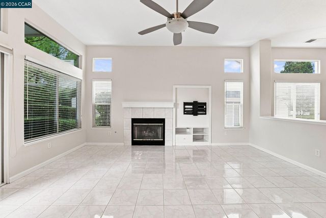 731 Central Park Pl, Brentwood, CA 94513