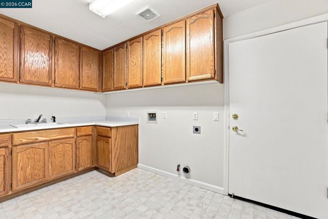 731 Central Park Pl, Brentwood, CA 94513