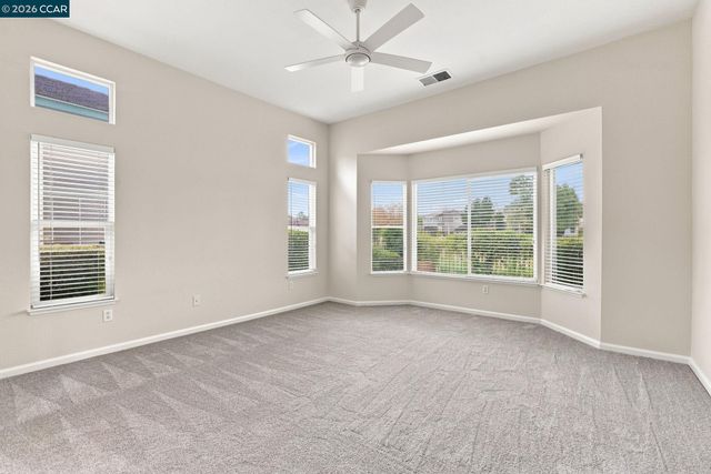 731 Central Park Pl, Brentwood, CA 94513