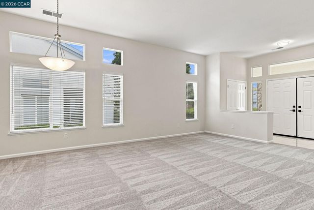 731 Central Park Pl, Brentwood, CA 94513