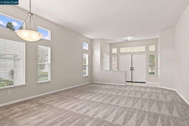 731 Central Park Pl, Brentwood, CA 94513