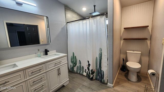 9647 S 30TH Drive, Laveen, AZ 85339