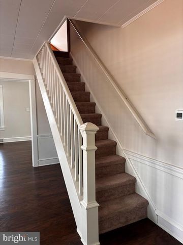 51 CENTRAL AVE, Audubon, NJ 08106