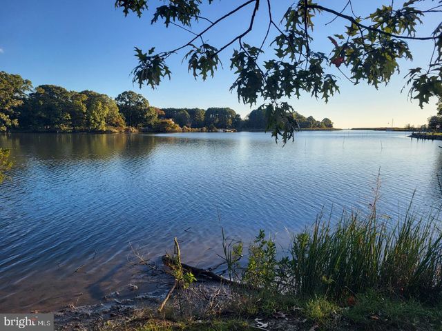 939 MAIN ST, Deale, MD 20751