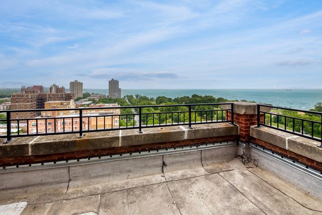 7000 S South Shore Drive PH-1501, Chicago, IL 60649