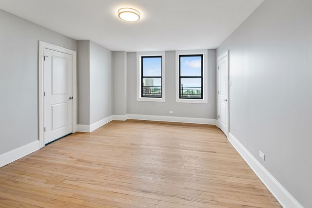 7000 S South Shore Drive PH-1501, Chicago, IL 60649