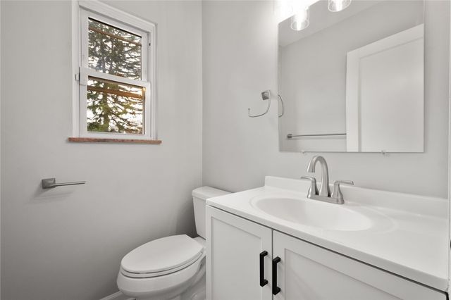 1616 California Ave, White Oak, PA 15131