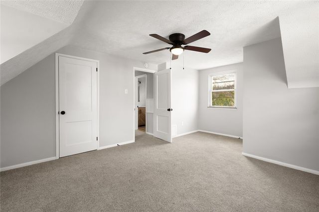 1616 California Ave, White Oak, PA 15131