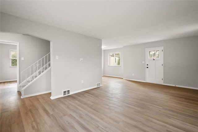 1616 California Ave, White Oak, PA 15131