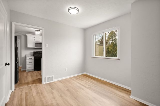 1616 California Ave, White Oak, PA 15131