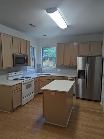 3320 Cedar Creek Court, Mount Pleasant, SC 29466