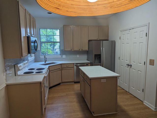 3320 Cedar Creek Court, Mount Pleasant, SC 29466