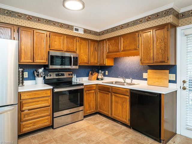 2202 Huntington Road B5, Burlington, NC 27215