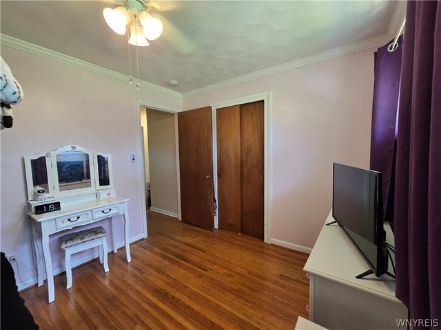 4429 Lake Avenue, Lockport Town, NY 14094