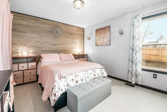 111 Jackson Street, Plain City, OH 43064