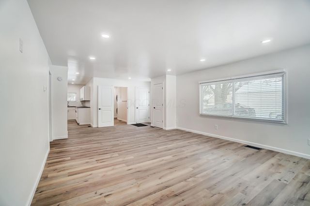 1896 Dyer Road, Grove City, OH 43123