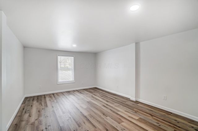 1896 Dyer Road, Grove City, OH 43123