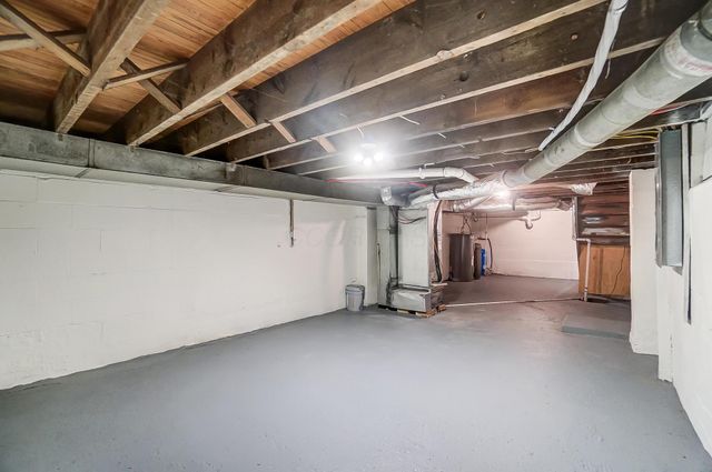 1896 Dyer Road, Grove City, OH 43123