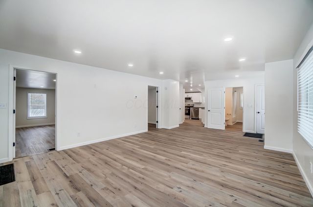 1896 Dyer Road, Grove City, OH 43123