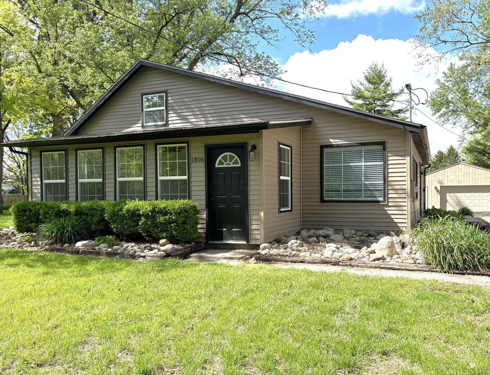 1896 Dyer Road, Grove City, OH 43123