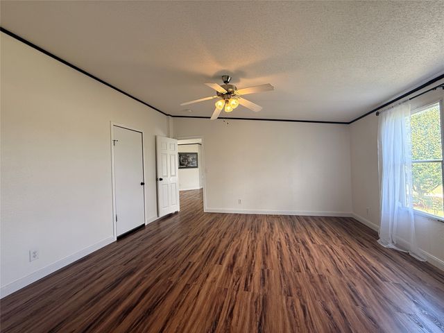 9100 Idaho Street, Joshua, TX 76058