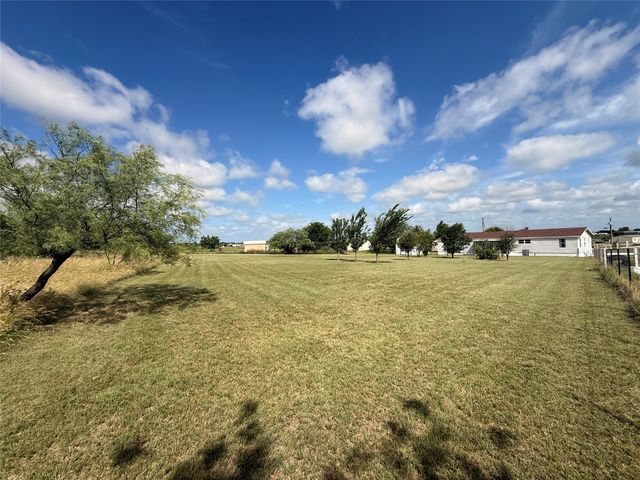 9100 Idaho Street, Joshua, TX 76058
