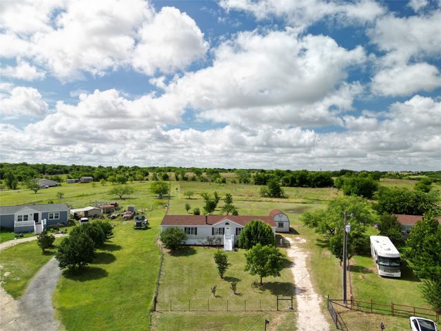 9100 Idaho Street, Joshua, TX 76058